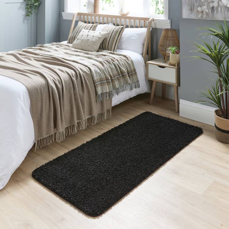 Buddy Washable Mat Plain Black Shaggy Rug - 150x67cm 0