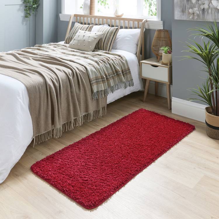 Buddy Washable Mat Plain Red Shaggy Rug - 150x67cm 0