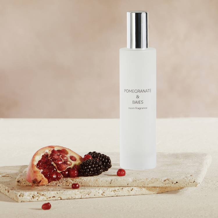 Habitat 100ml Room Spray - Pomegranate & Baies 0