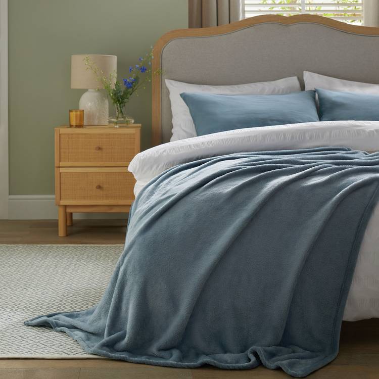 Argos Home Fleece Throw - Rustic Blue - 150x200cm 0