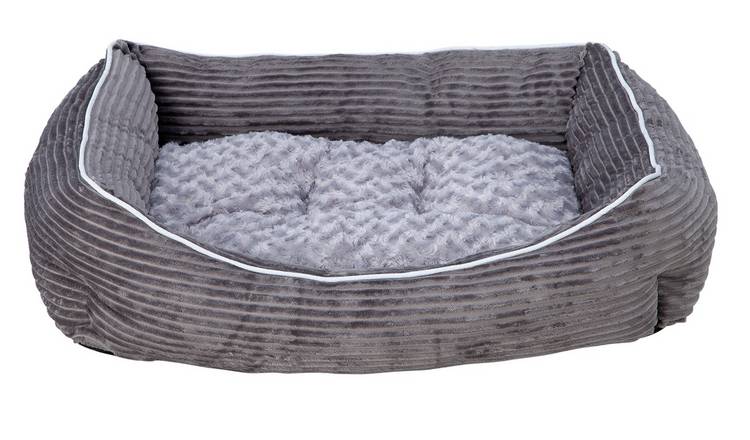 Large plastic dog bed 2024 argos