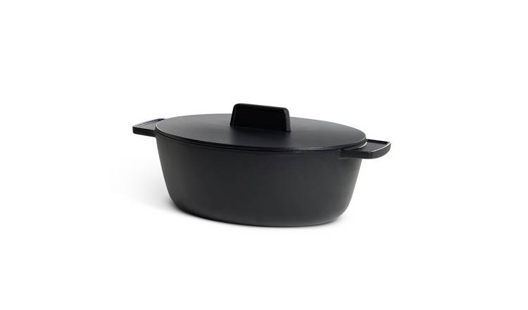 Habitat 60 Stove 4.2 Litre Cast Iron Casserole Dish - Black