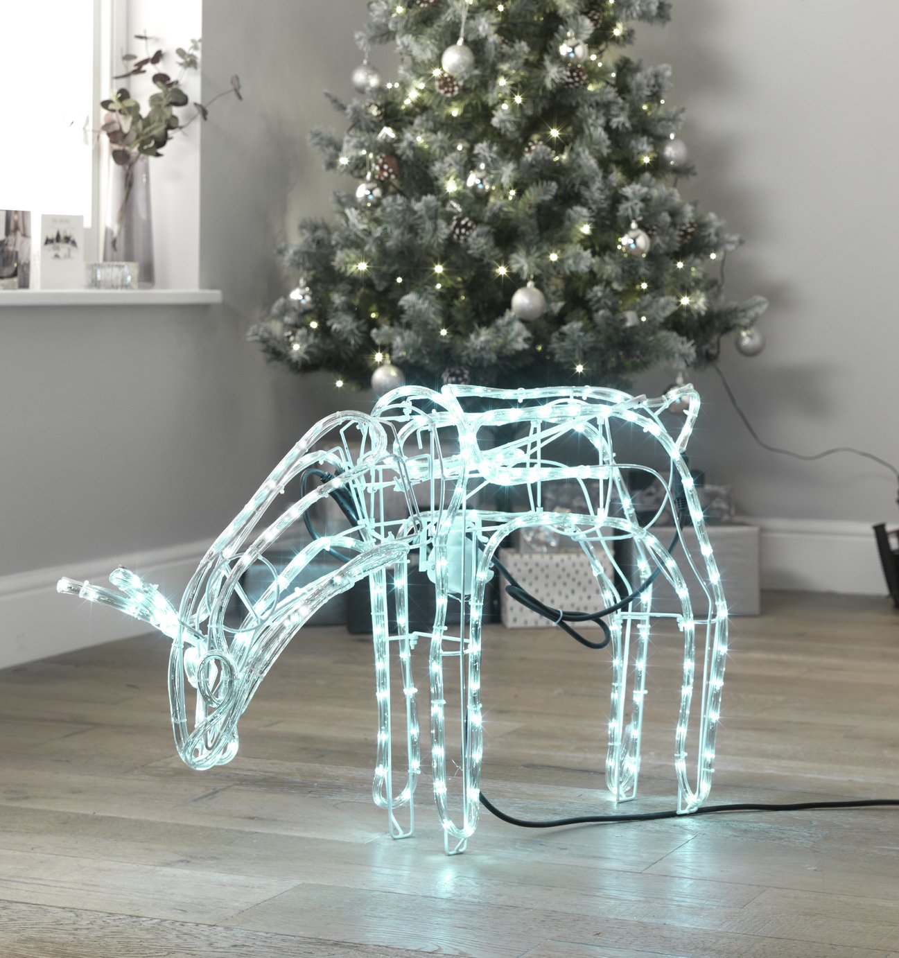 Argos Home LED Animated Grazing Reindeer - Bright White