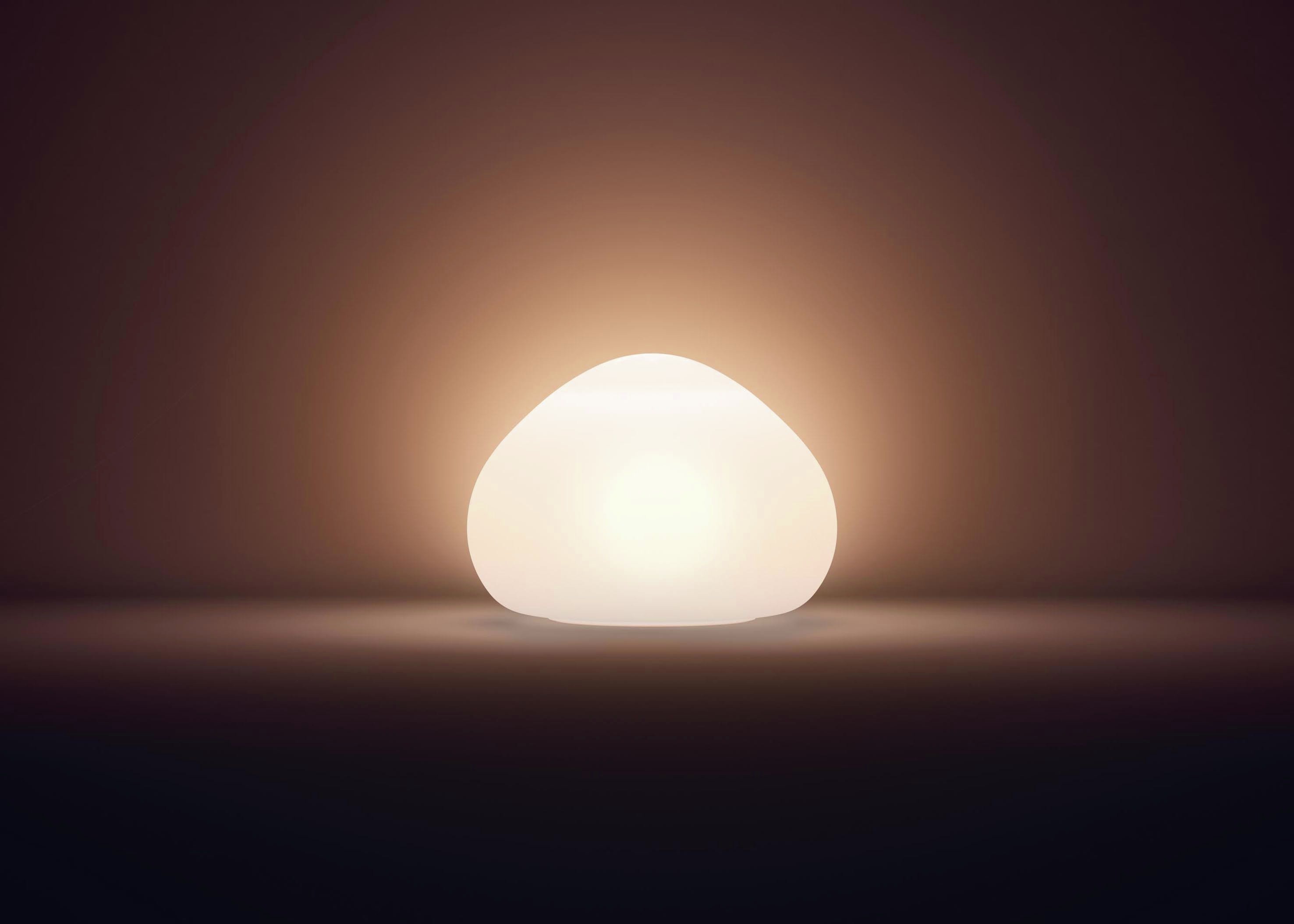 Philips Hue White Ambiance Table Lamp. Review