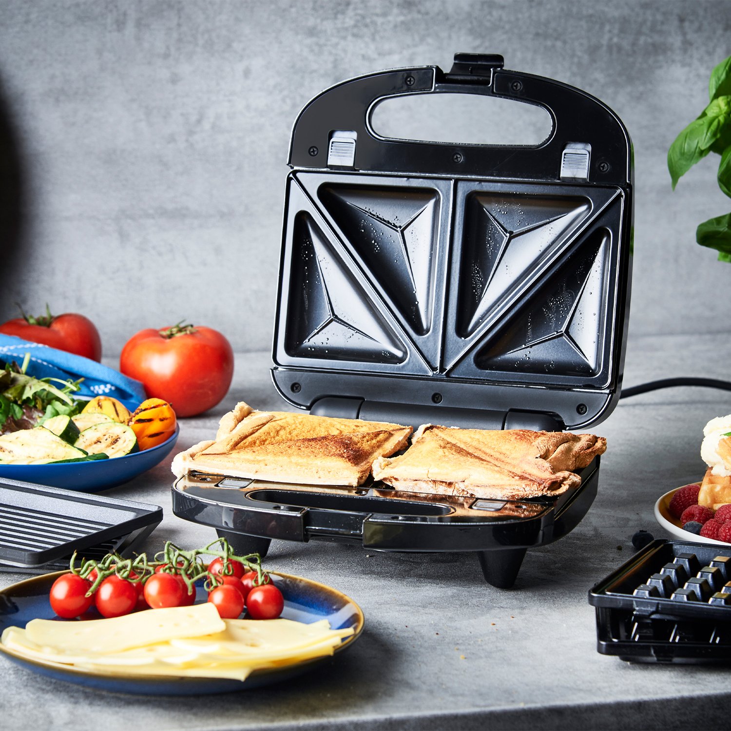 Russell Hobbs Deep Fill 3in1 Sandwich, Panini & Waffle Maker Review