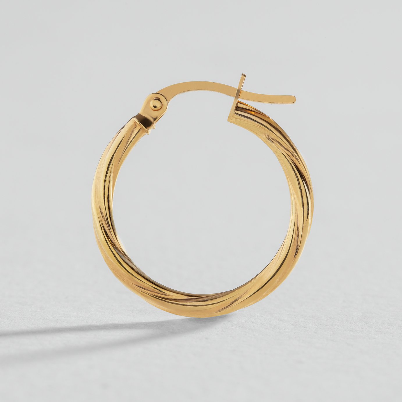 Revere 9ct Gold Twist 15mm Creole Hoop Earrings Review