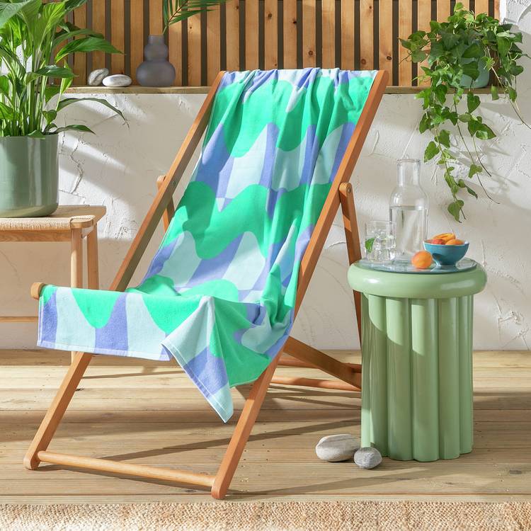 Argos Home Blue Wave Print Beach Towel 0