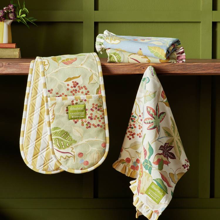 Habitat x Sanderson & National Trust Berries Textile Set 0