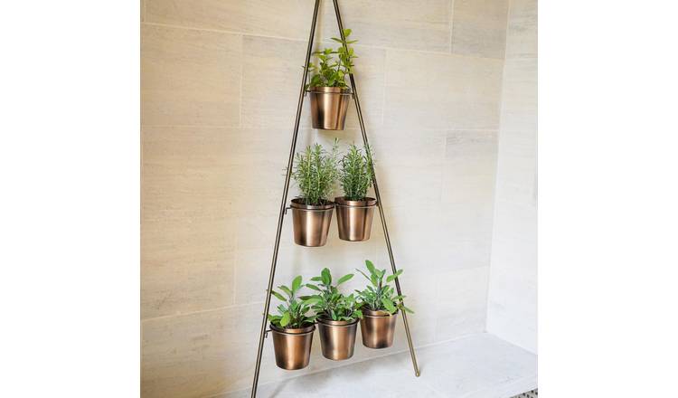 Ivyline 128cm Outdoor Vertical Gold Metal Wall Plant Stand