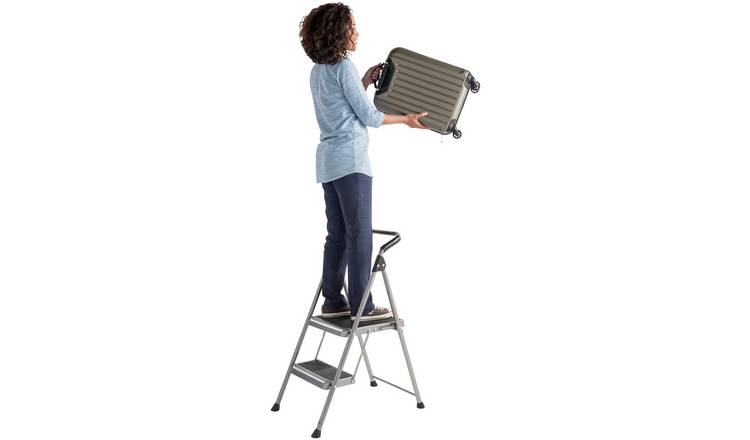 Folding step deals stool big w