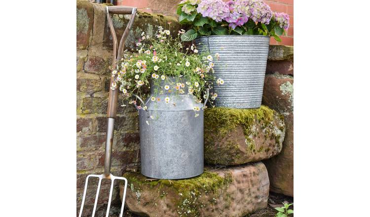 Ivyline 142cm Galvanised Milk Churn