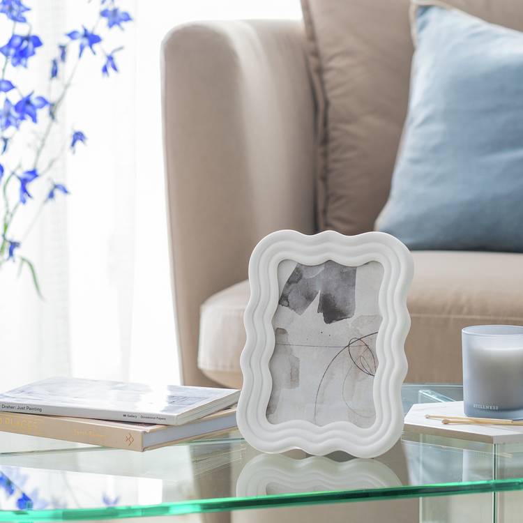 Argos Home White Wiggle Resin Picture Frame - 4x6" 0