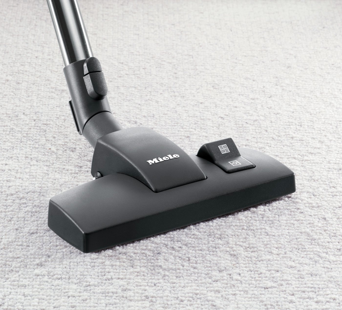 Miele C3 Complete Bagged Cylinder Vacuum Cleaner Reviews