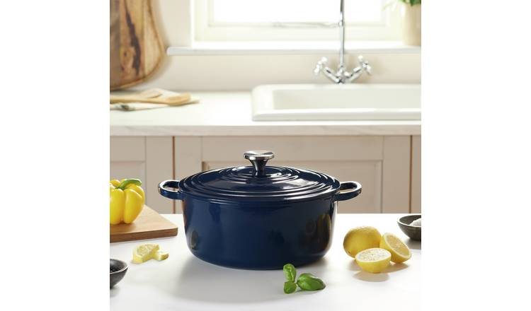 Habitat 5.3L Cast Iron Casserole Dish - Navy