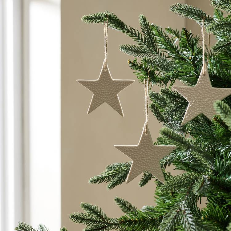 Habitat Pack of 3 White Ceramic Star Hanging Decoration 0