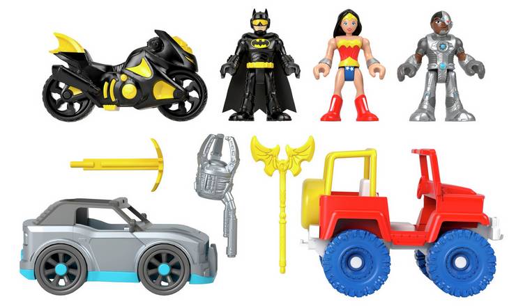 DC Super Friends Gift Set with Batman Wonder Woman Figures