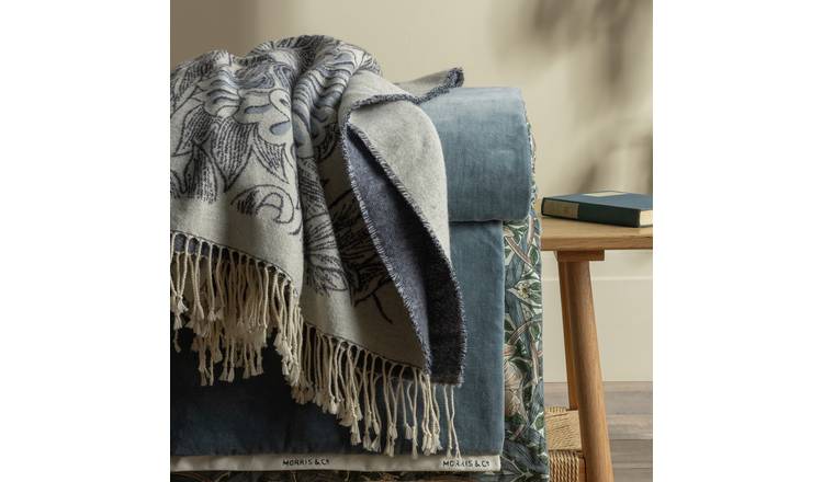 Habitat x Morris & Co. Tulip Toile Woven Throw - Navy