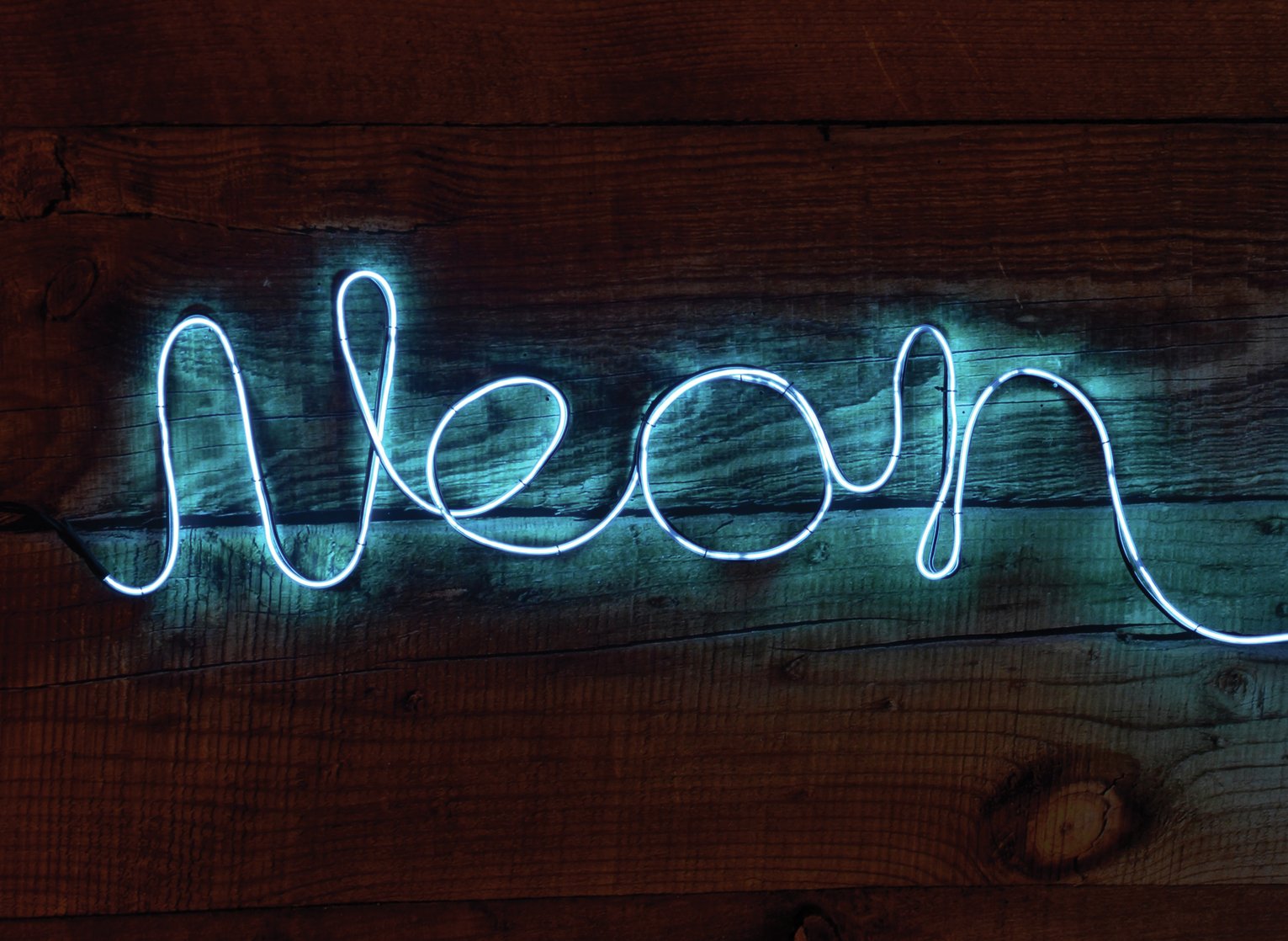 Make Your Own Neon Effect Sign Review