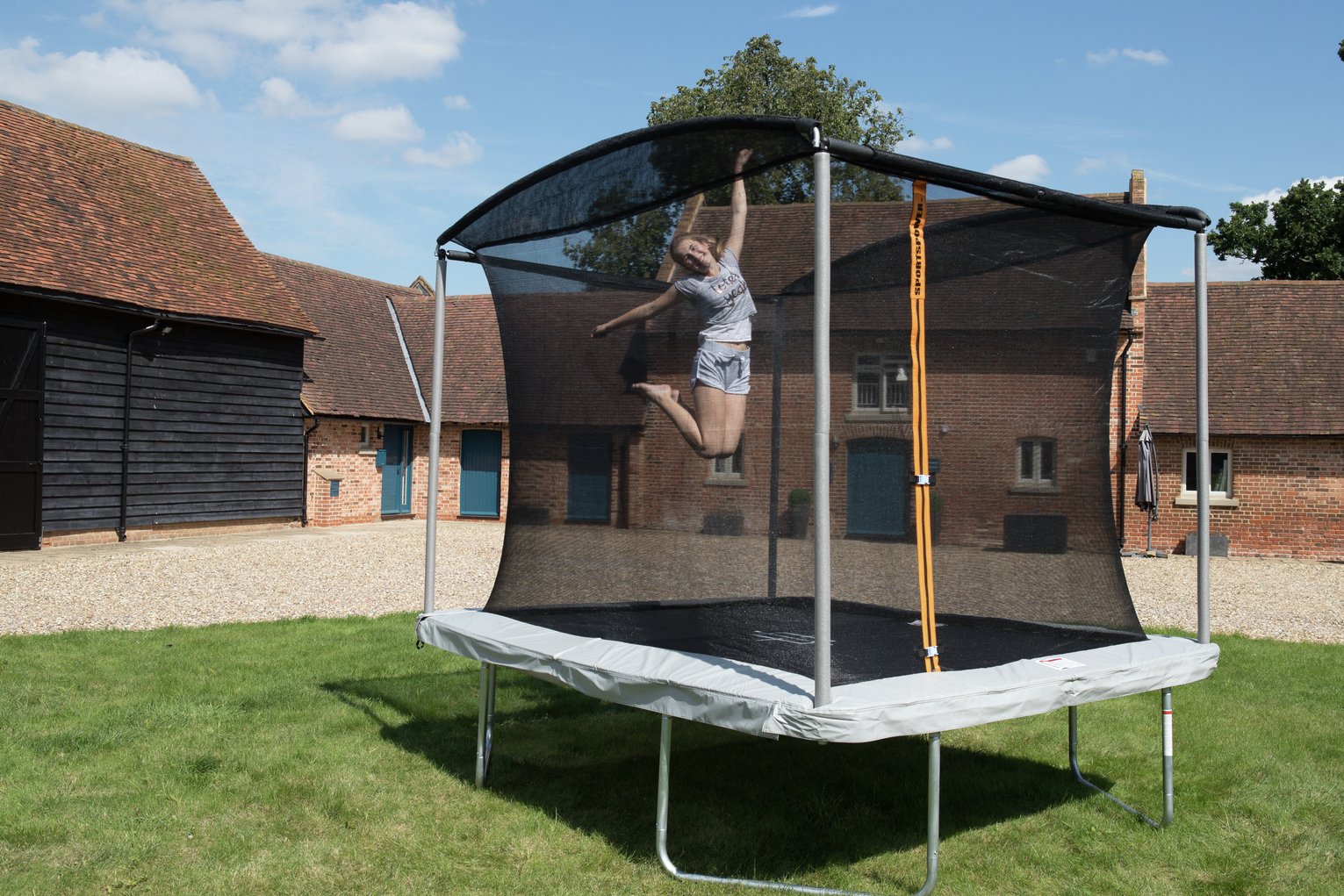 Sportspower 10ft hotsell trampoline enclosure