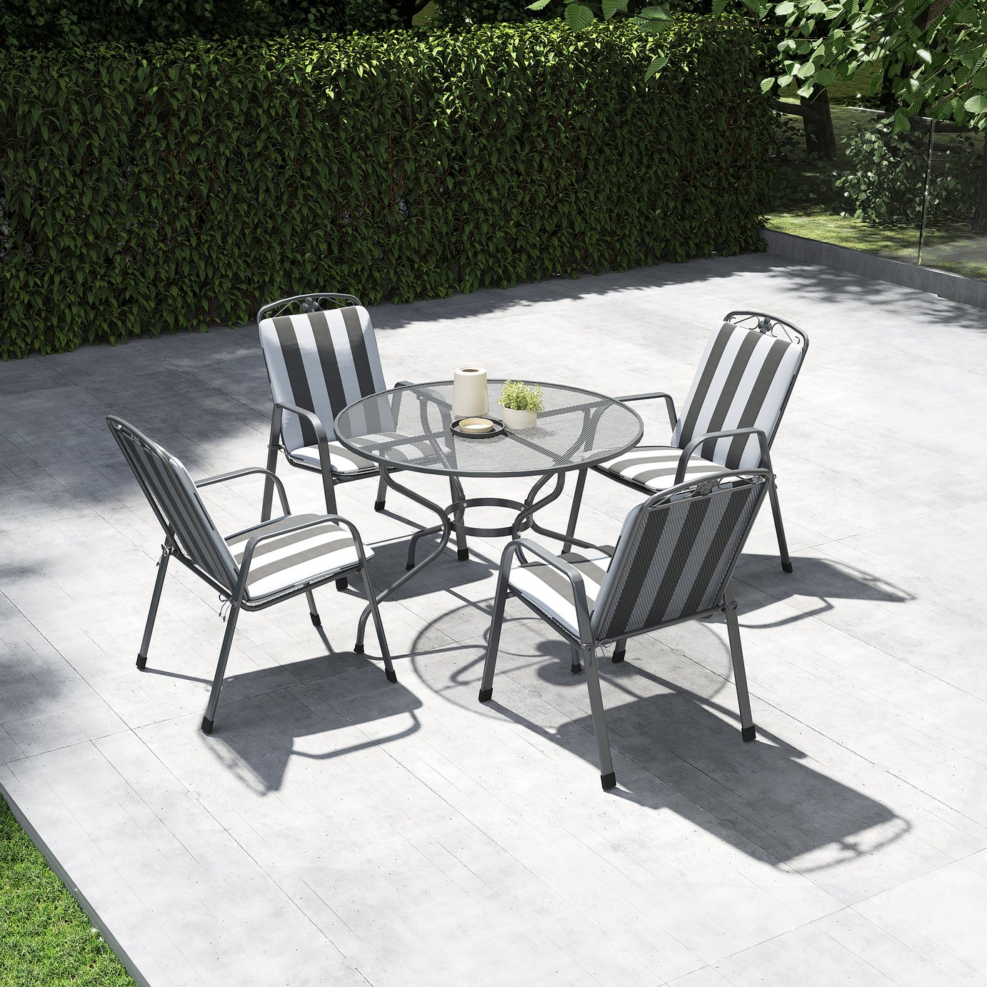 Pacific Savoy 4 Seater Metal Patio Set with Cushions – Grey