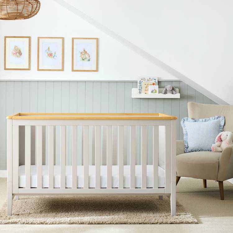 Cuggl Canterbury Nursery Cot Bed With Mattress - Grey 0