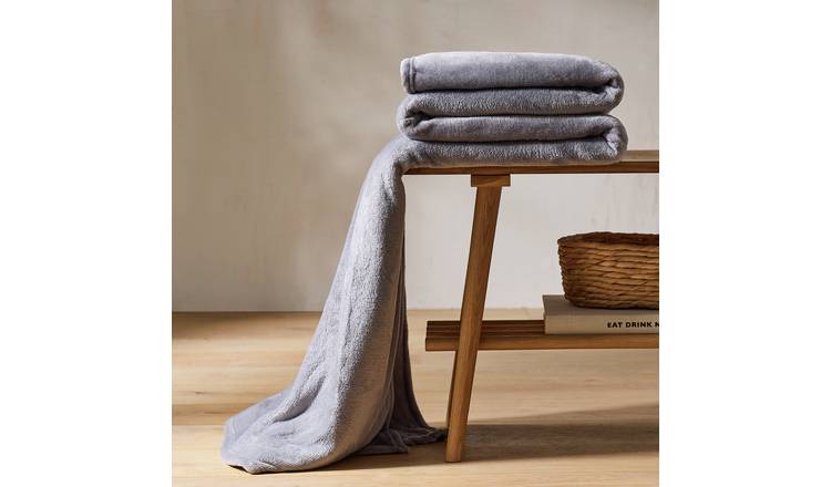Argos Home Large Fleece Throw - Flint Grey - 200x220cm