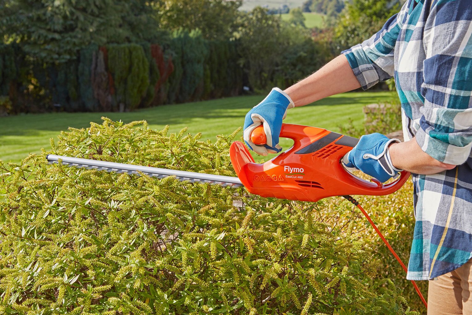 Flymo EasiCut 460 45cm Corded Hedge Trimmer Review