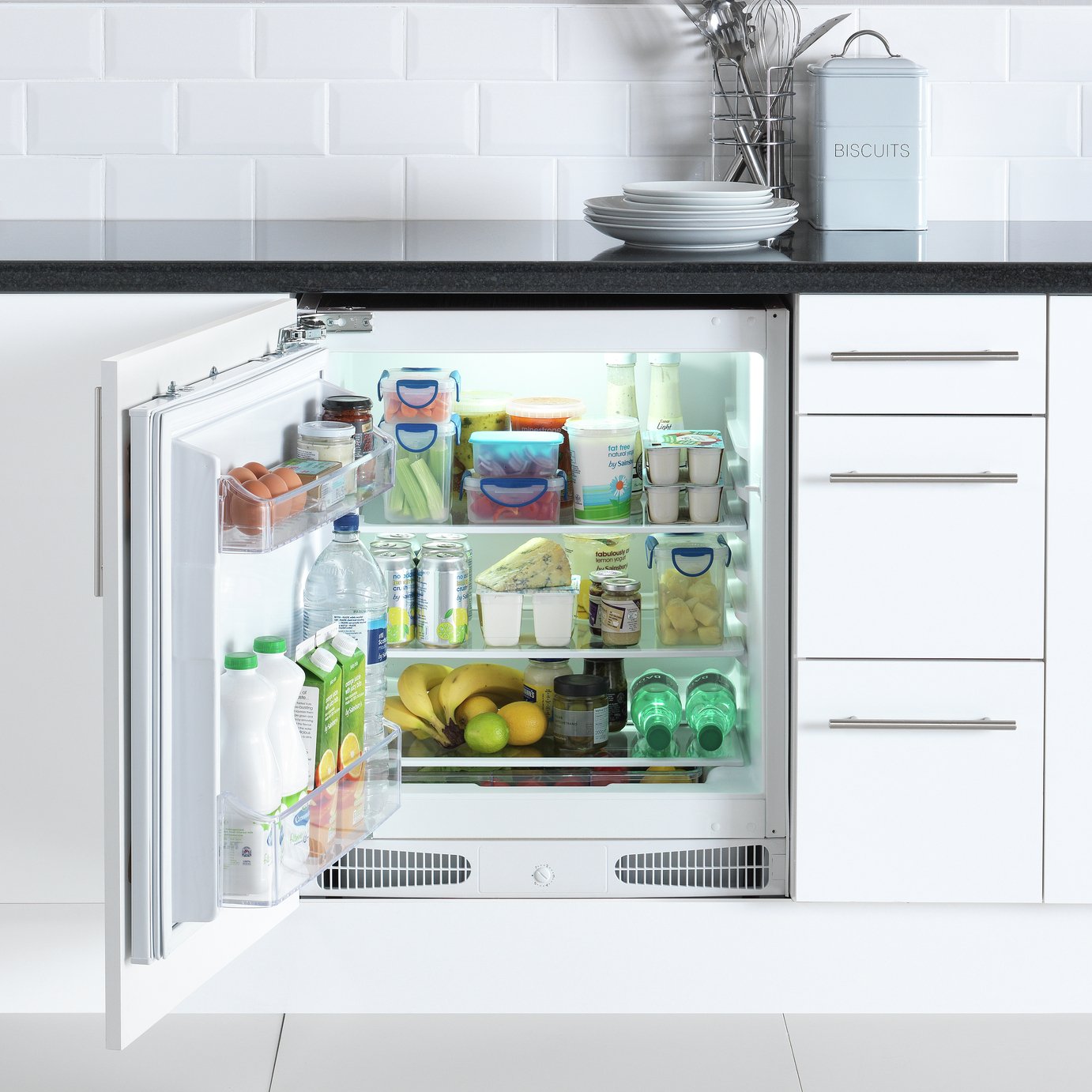 Bush BUCL6082 Integrated Larder Fridge Reviews