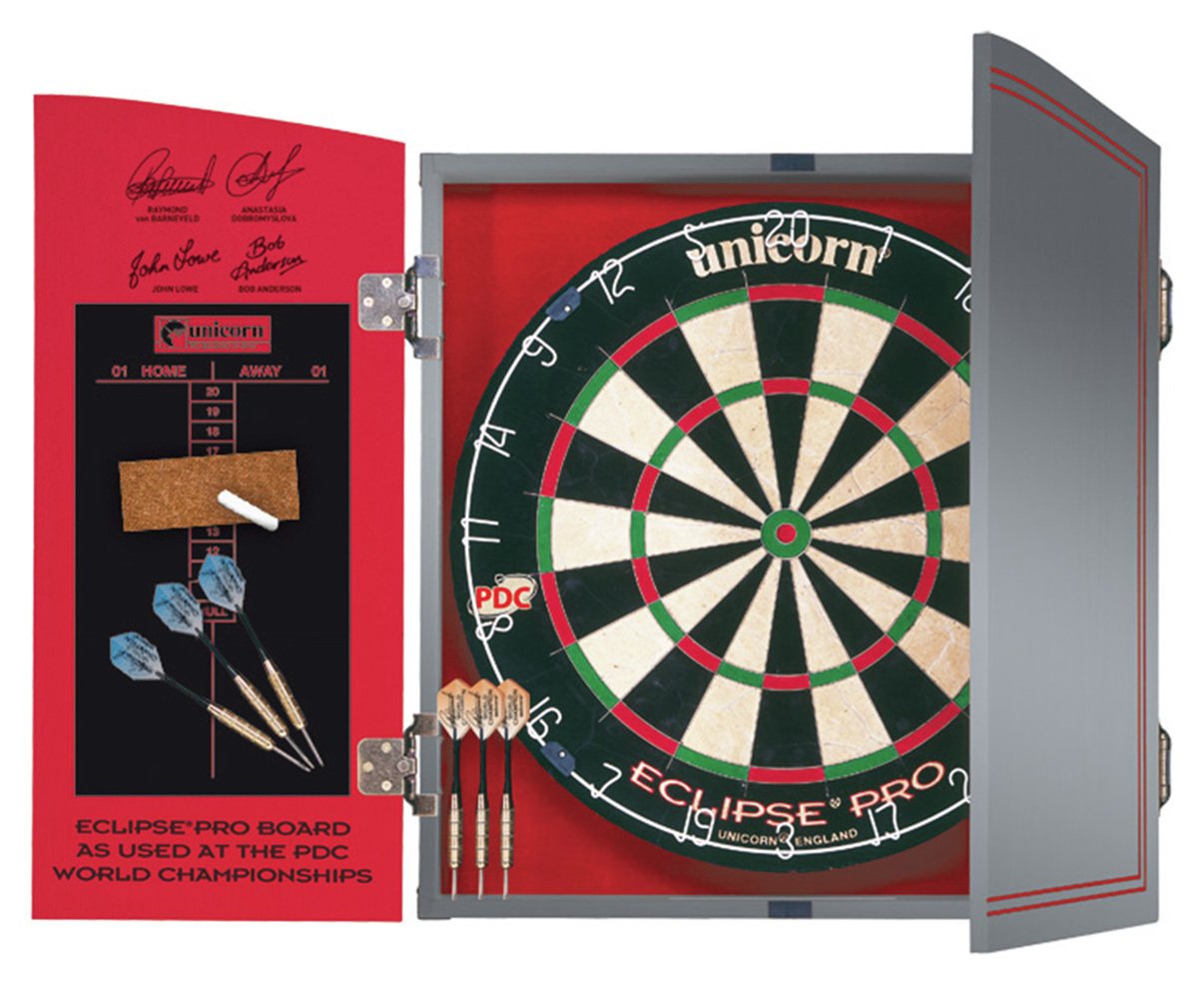 Unicorn World Championship Dartboard, Cabinet & 2 Darts Sets