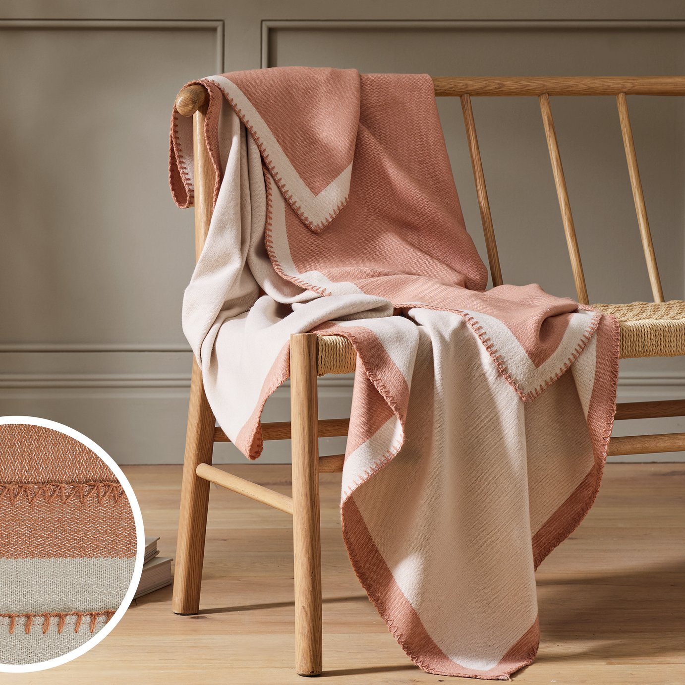 Blanket Stitch Throw Plaster 125x150cm