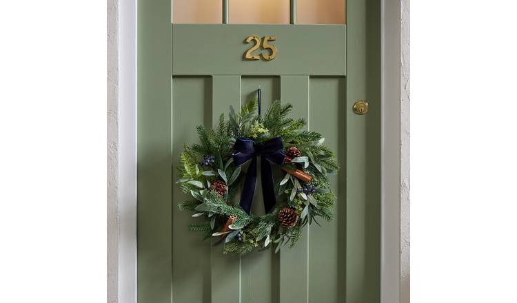 Habitat Blueberry & Cinnamon Christmas Wreath