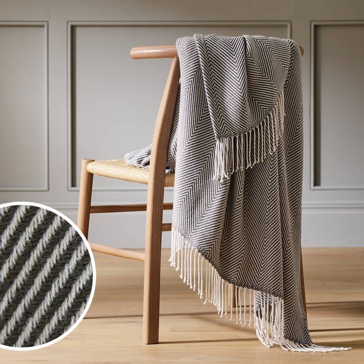 Habitat Herringbone Throw - Charcoal - 125x150cm 0