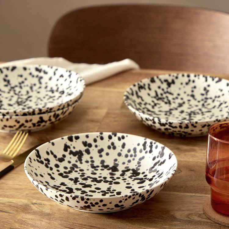 Habitat Jackson 4 Piece Stoneware Pasta Bowls - Black 0