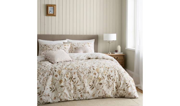 Catherine Lansfield Isadora Floral Bedding Set - King size