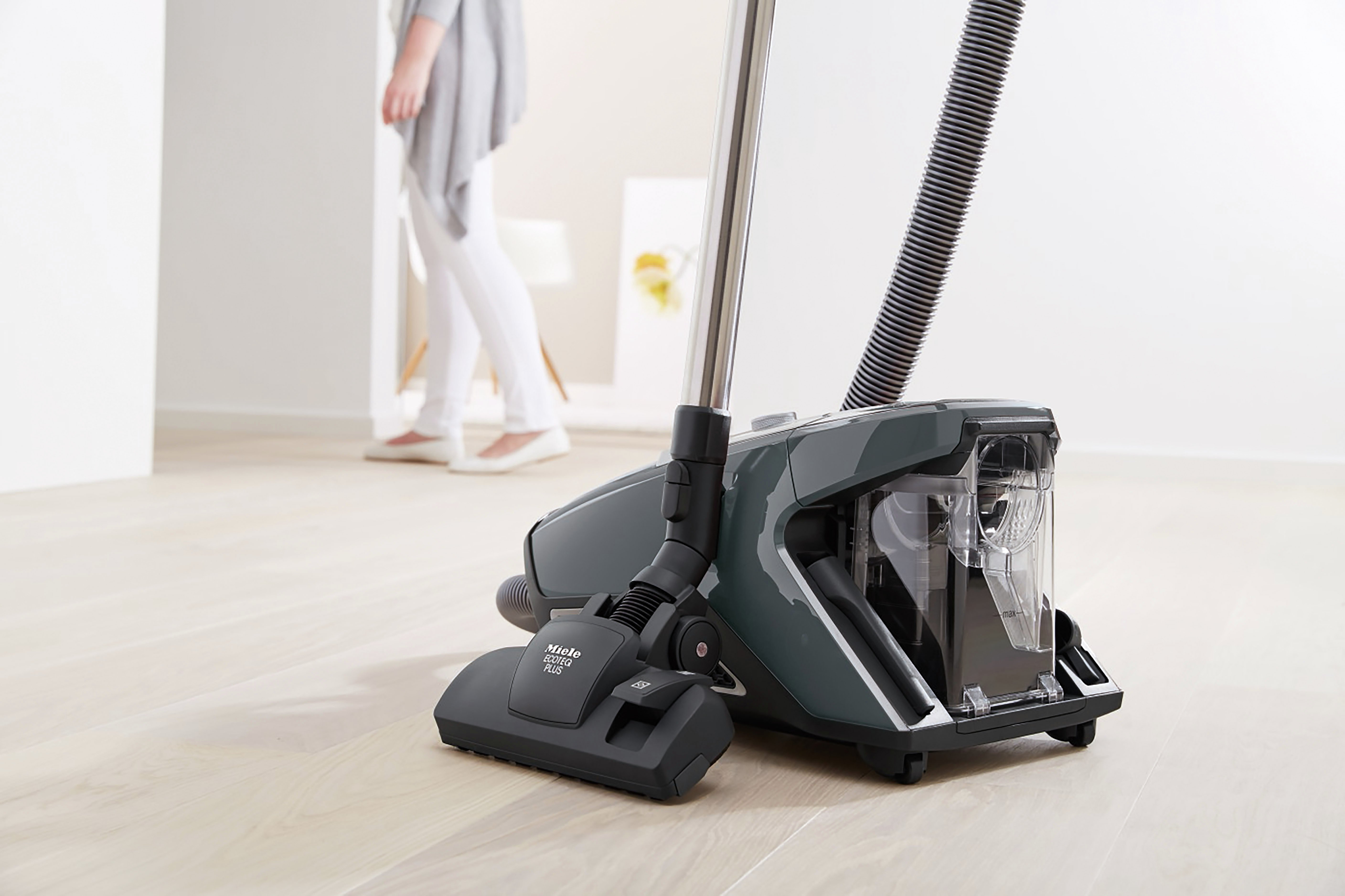 Miele CX1 Blizzard Excellence Vacuum Cleaner Review