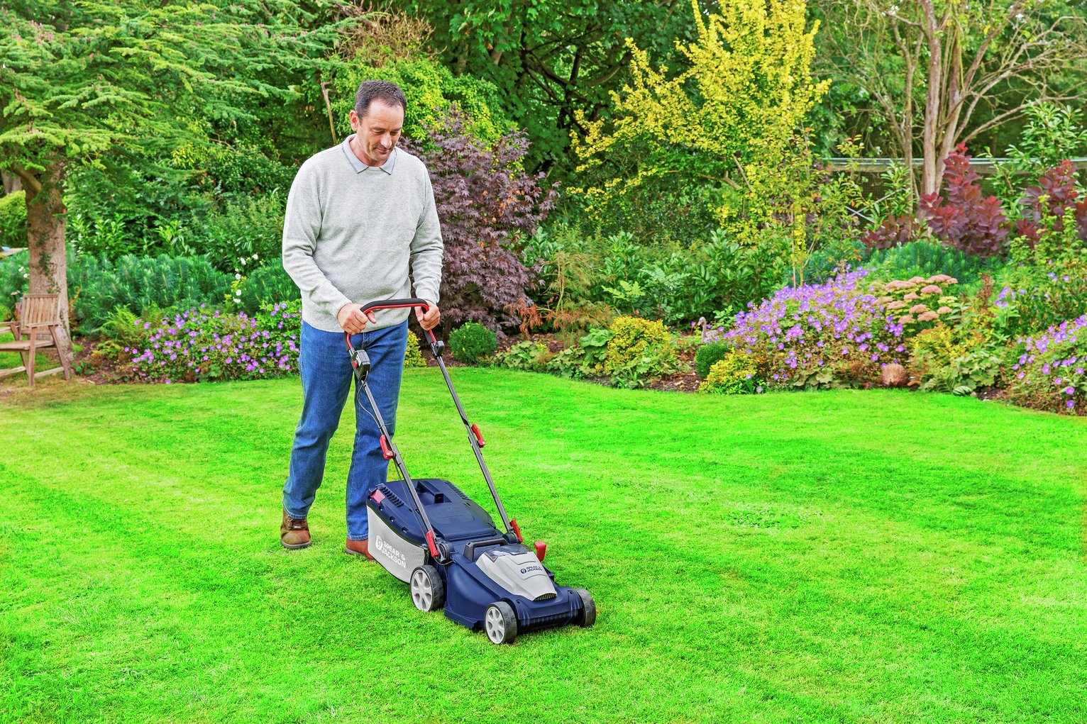 Spear & Jackson S4037CR 37cm Cordless Rotary Lawnmower Review