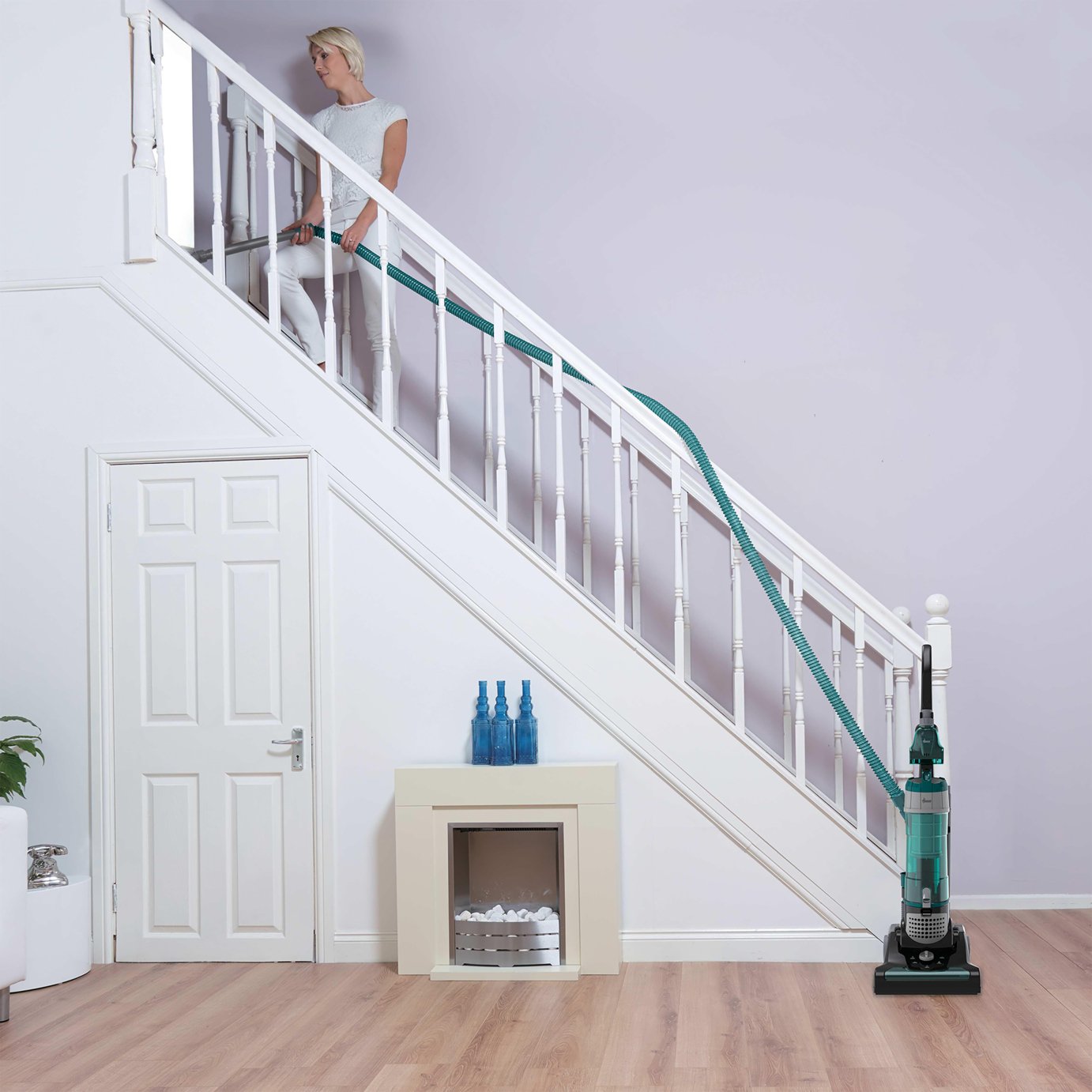 Hoover TH31BO02 Breeze Evo Pets Bagless Upright Vacuum Reviews