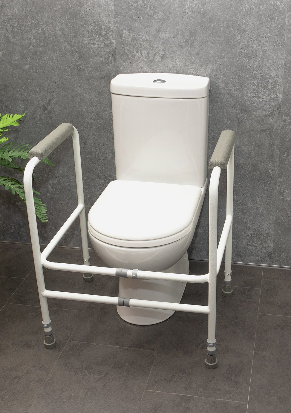 Aidapt Adjustable Toilet Frame Review