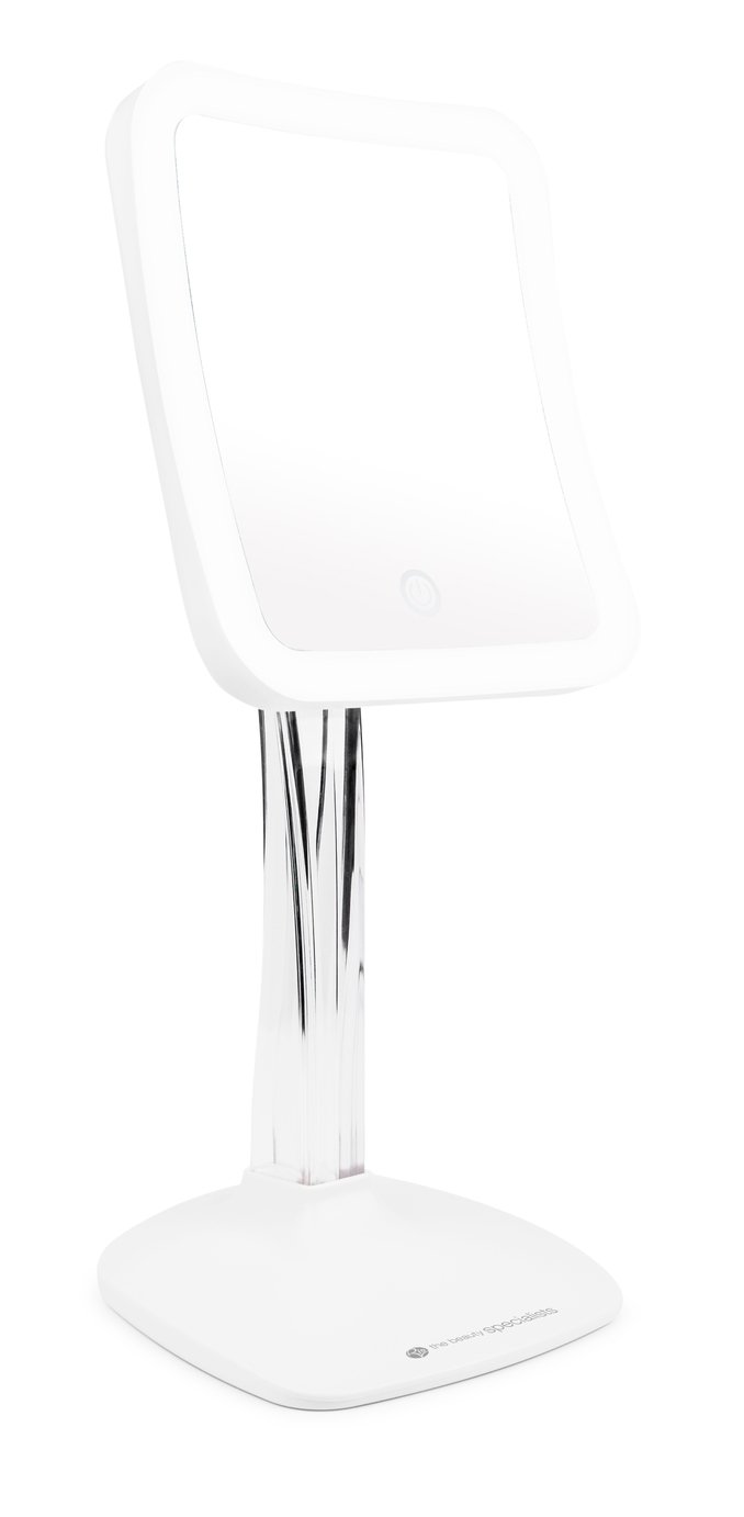 illuminated beauty mirror