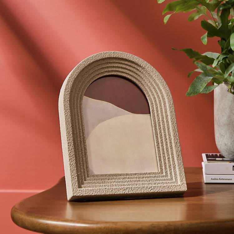 Habitat Natural Arch Wooden Picture Frame - 5x7" 0