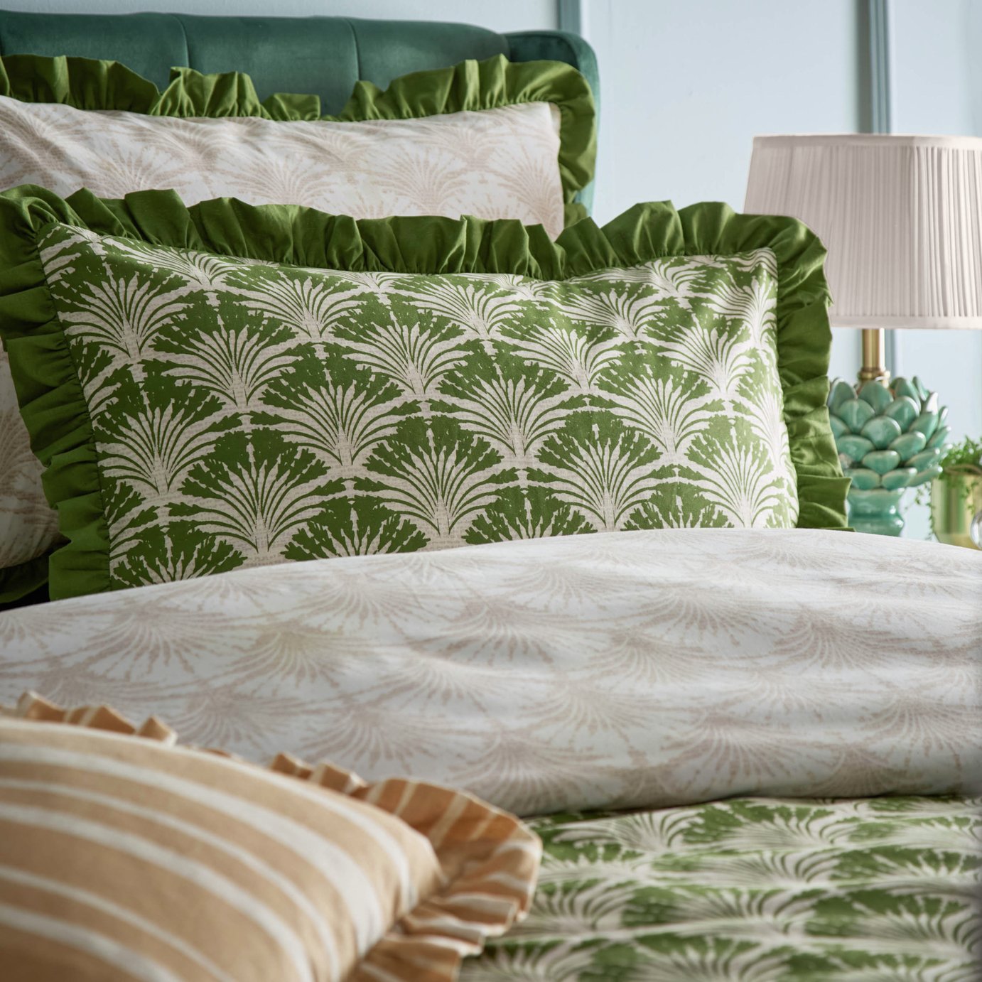 Beatrice Home Fashions - Copriletto in ciniglia, per Letto da Una Piazza e Mezza (Queen Size), Salvia