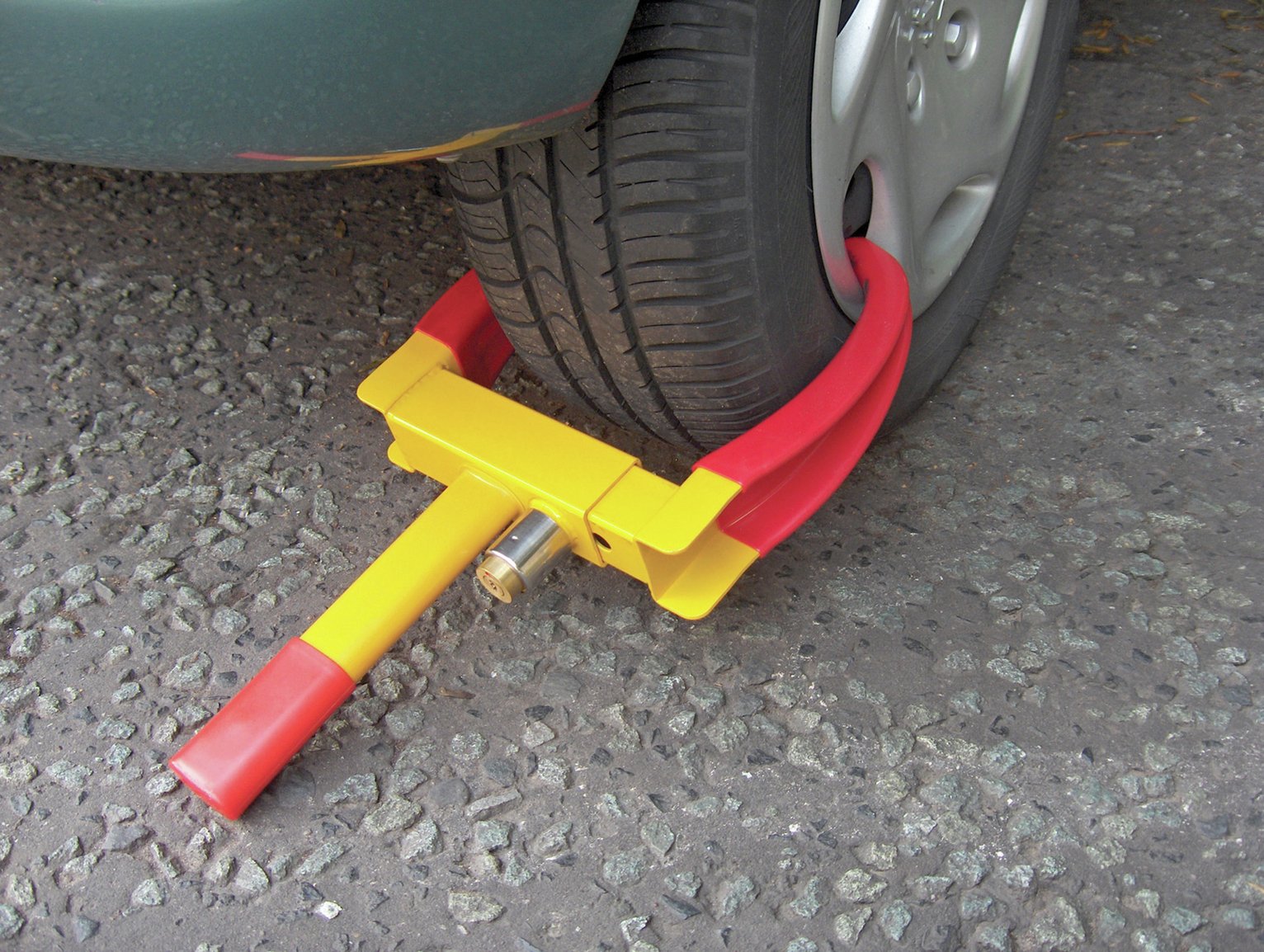 Streetwize Claw Wheel Clamp