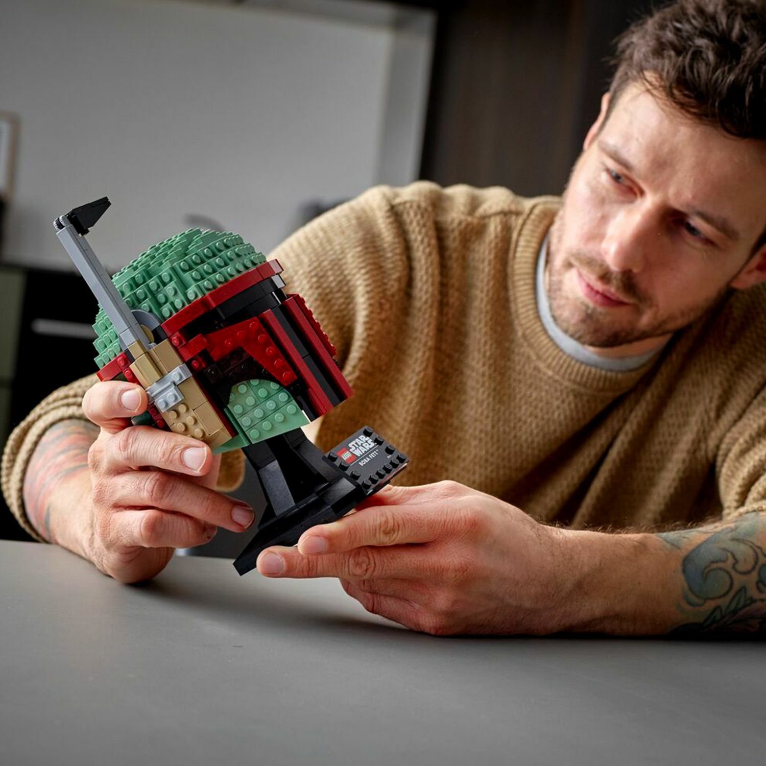LEGO Star Wars Boba Fett Helmet Collectors  Set Review