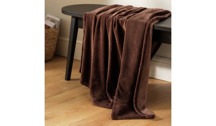 Argos Home Fleece Throw - Coffee - 125x150cm