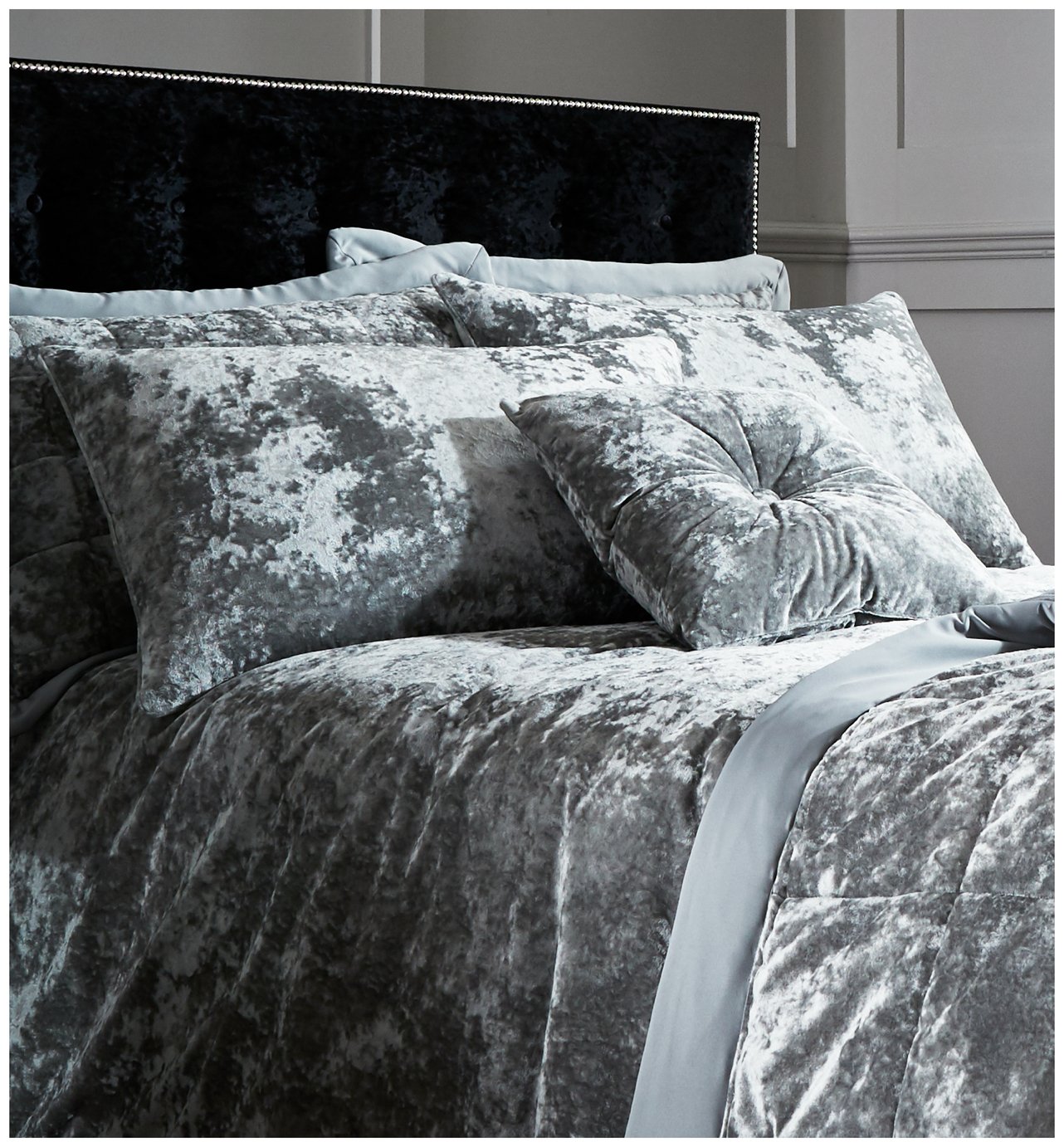 Catherine Lansfield Crushed Velvet Bedspread Reviews