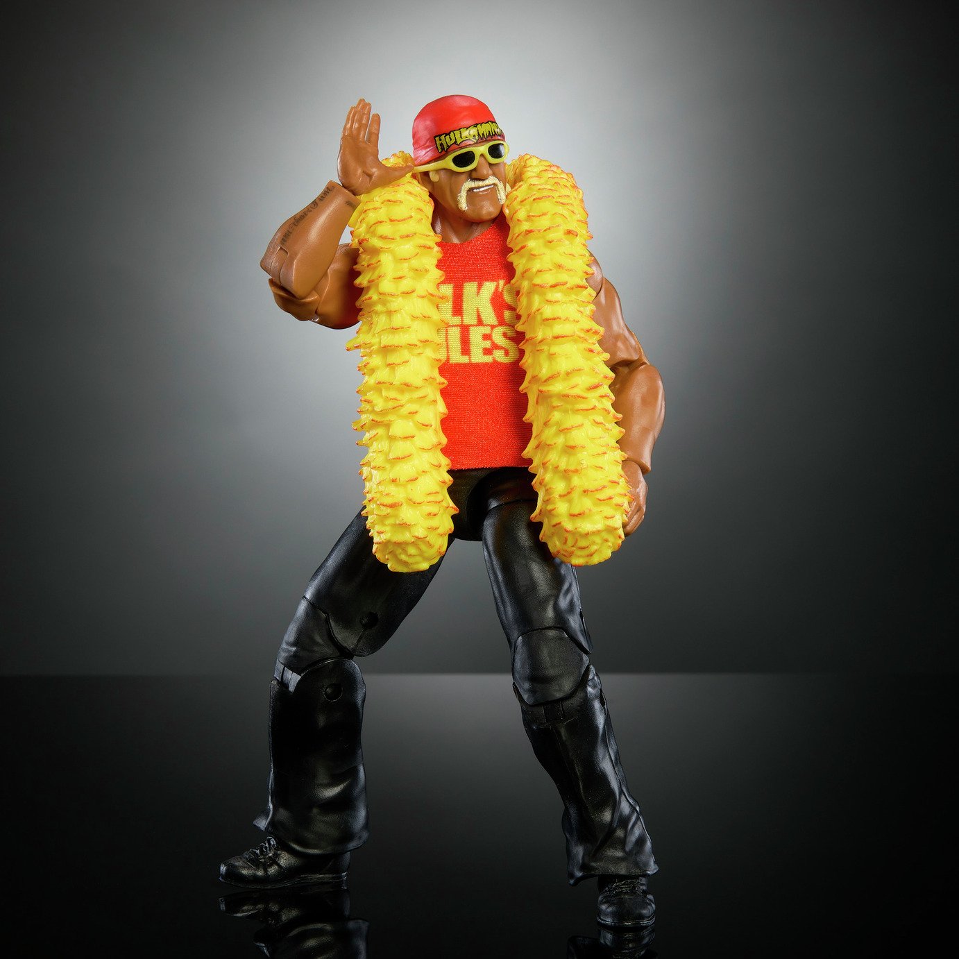 WWE Elite Premium Live Event Hulk Hogan Action Figure Set