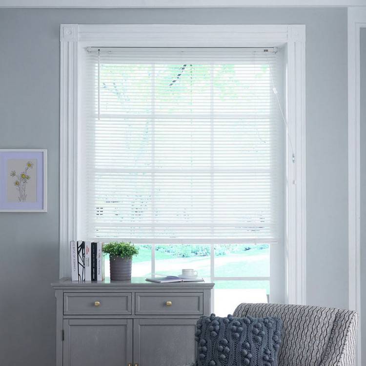 Little Black Book Basswood White Venetian Blind - 170cm 0