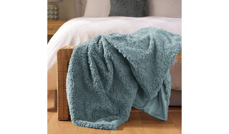 Habitat Faux Fur Textured Throw - Blue - 125x150cm