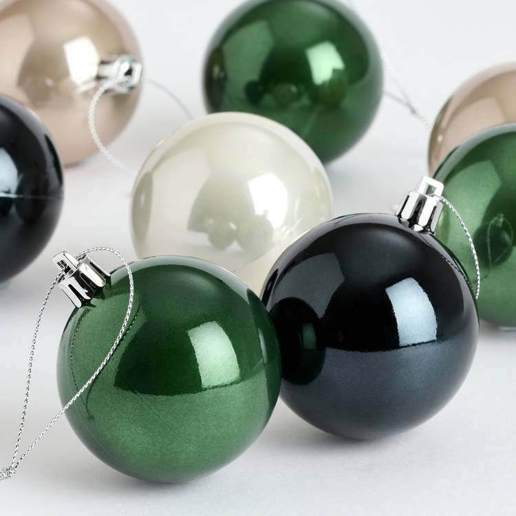 Habitat Pack of 24 Shatterproof Timeless Christmas Baubles 0