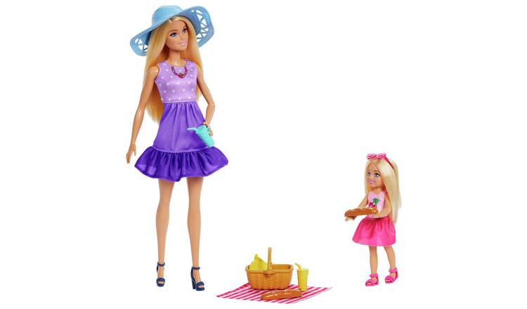 Barbie & Chelsea Dolls Picnic-Themed Playset with 2 dolls